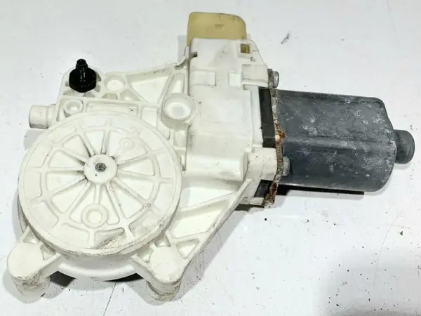 Motoras macara geam stanga fata 6927027 BMW Seria 1 (2004-2011) [E81, E87]