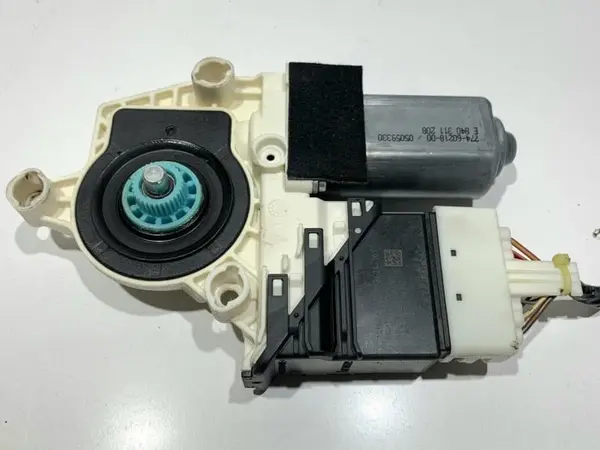 Motoras macara geam stanga spate 1K0959703AE Seat Altea (2004-2009)