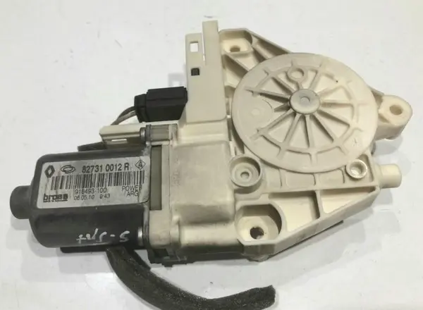 Motoras macara geam stanga spate 827310012r Renault Megane 3 (2008-2012)