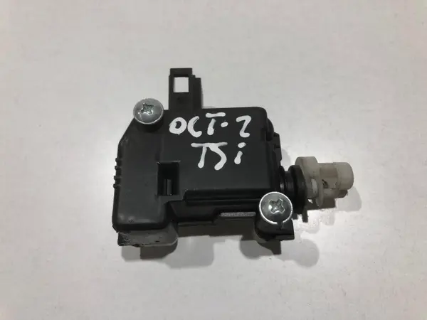 Motoras usa rezervor 1z0810773 Skoda Octavia 2 facelift (2008-2013)