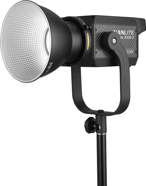 Nanlite Forza 300B II Lampa LED Bi-Color, 350W, 2700K-6500K, Rreglaj G/M ±80, CRI 96, Montura Bowens, Control App si DMX
