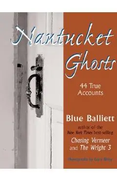 Nantucket Ghosts - Blue Balliett