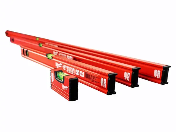 Nivele Slim Milwaukee, rezistente la impact, precizie ridicata, orificiu pentru depozitare, 4 bucati, 4932478898
