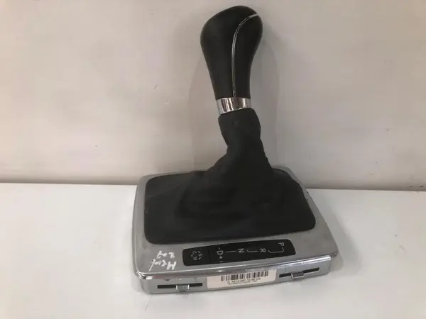 Nuca schimbator cu manson Mercedes E-Class (2009->) [C207]