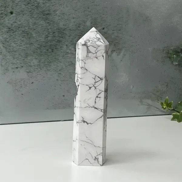 Obelisc howlit alb | Model L3