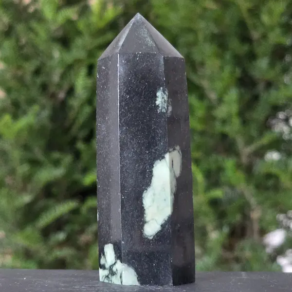 Obelisc piatra crizantema | Model 6