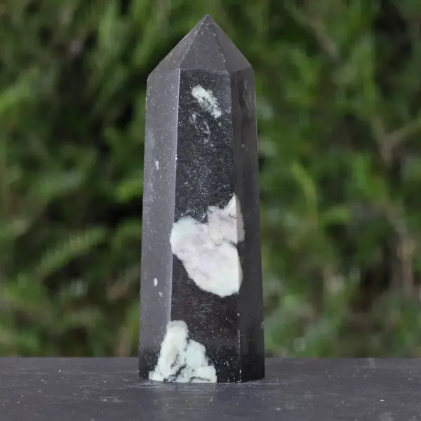 Obelisc piatra crizantema | Model 9