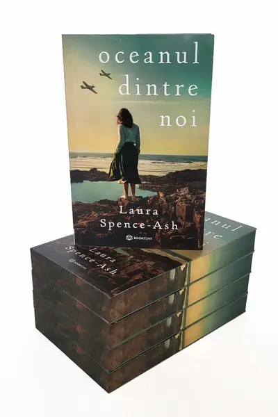 Oceanul dintre noi - PRINTED EDGES