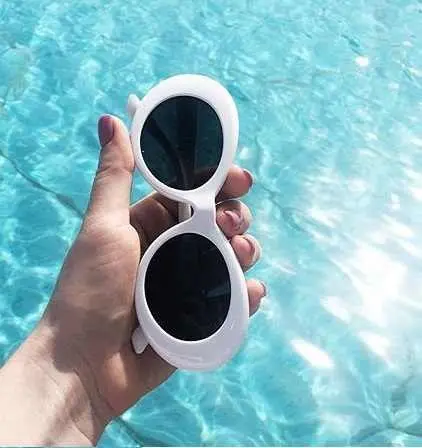 Ochelari de soare Retro White Oval cu rame groase