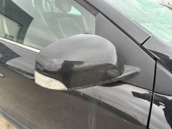Oglinda dreapta cu rabatare electrica culoare neagra Renault Megane 3 facelift (2012-2016)