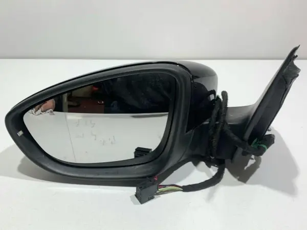 Oglinda stanga culoare negru - lc9x Volkswagen Passat B7 (2010-2014)