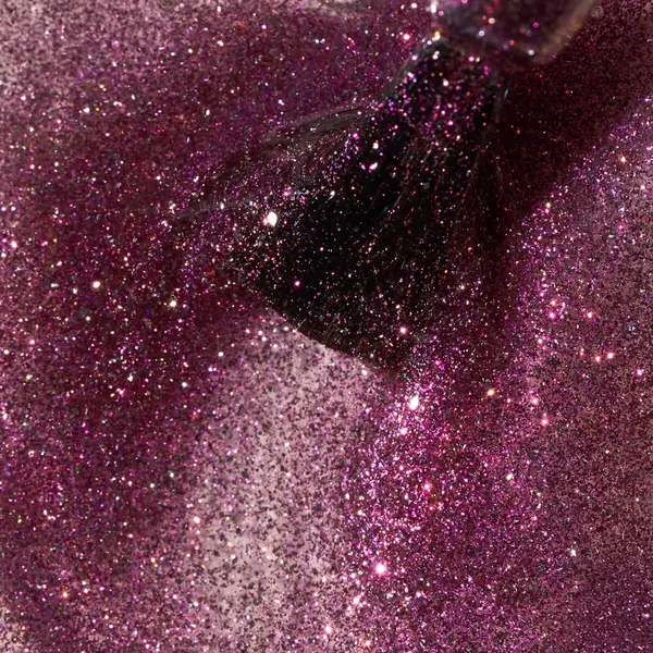 Ojă Semipermanentă Kievskaya Glitz Cat Eye 16 – Roz-Fucsia Strălucitor, Efect Magnetic 3D, 15ml