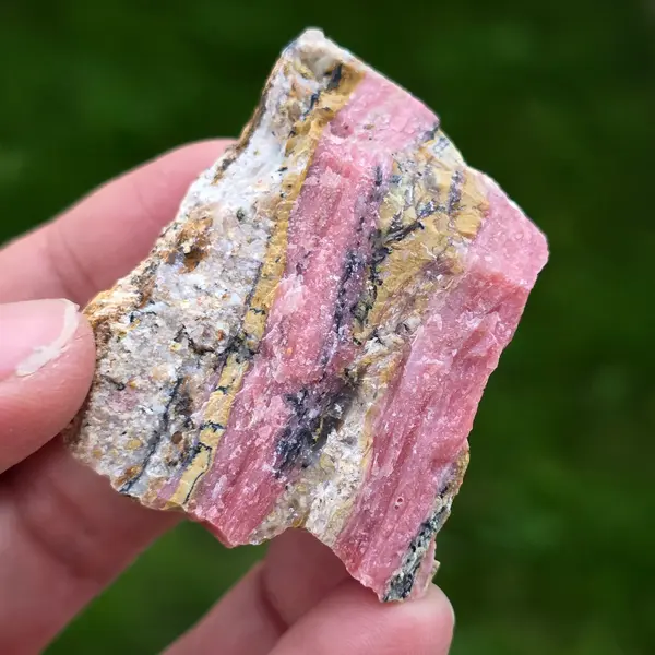 Opal roz piatra bruta (din Peru) model 12