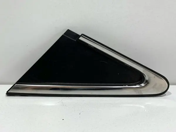 Ornament aripa (oglinda) stanga fata 60118-05020 Toyota Avensis (2009-2012) [T27]