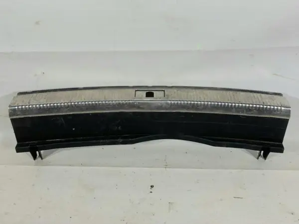Ornament portbagaj 4G8863471 Audi A7 (2010-2018) [4g]