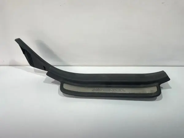 Ornament prag dreapta spate 67917-05040 Toyota Avensis (2003-2008) T25