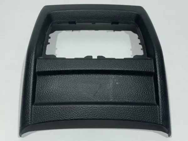 Ornament / trim grila ventilatie spate 9218908 BMW Seria 3 (2011-2019) [F30]