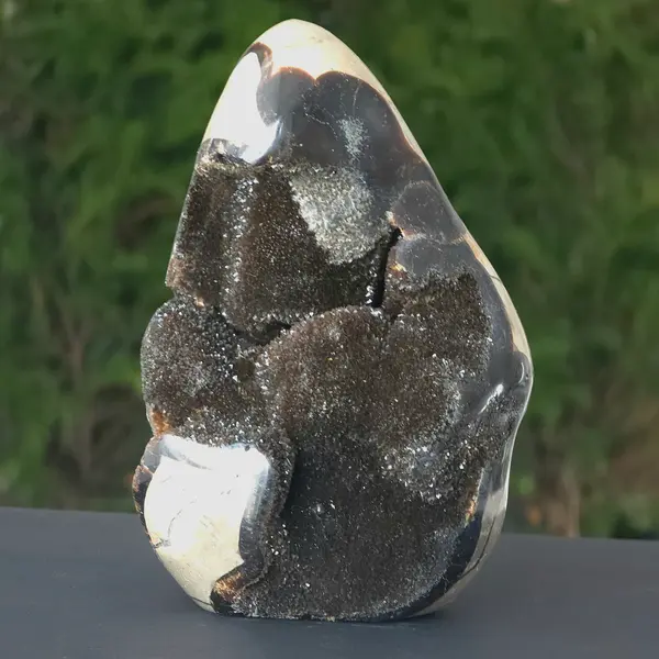 Ou Septaria forma libera din Madagascar , piatra dragonului | Model XL 1