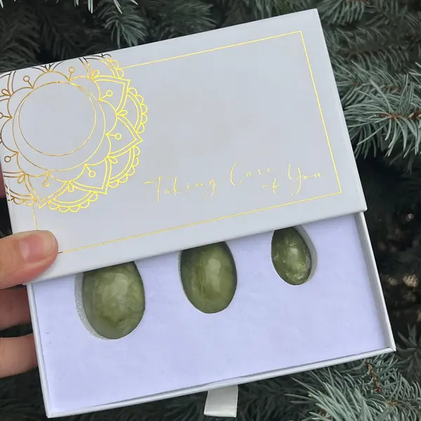 Oua Yoni din jad verde - Set 3 bucati