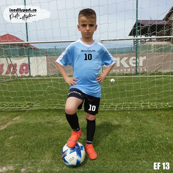 PACHET PROMO KIT GIVOVA Echipament fotbal personalizat copii si adulti PEF13PP S, Albastru Deschis