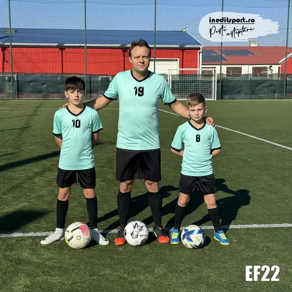 PACHET PROMO KIT INEDIT SPORT Echipament fotbal personalizat copii si adulti PEF22PP XL, VERDE DESCHIS