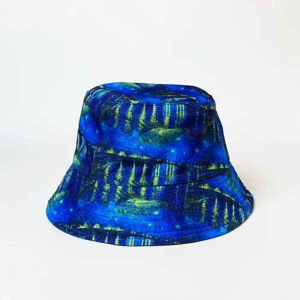 Palarie tip bucket unisex cu doua fete imprimata cu reproducere dupa Noapte Instelata deasupra Rhonului de Claude Monet