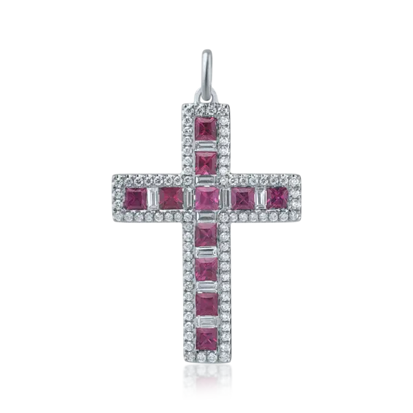 Pandantiv cruce din aur alb cu rubine princess de 1.03ct si diamante baguette si rotunde de 0.55ct