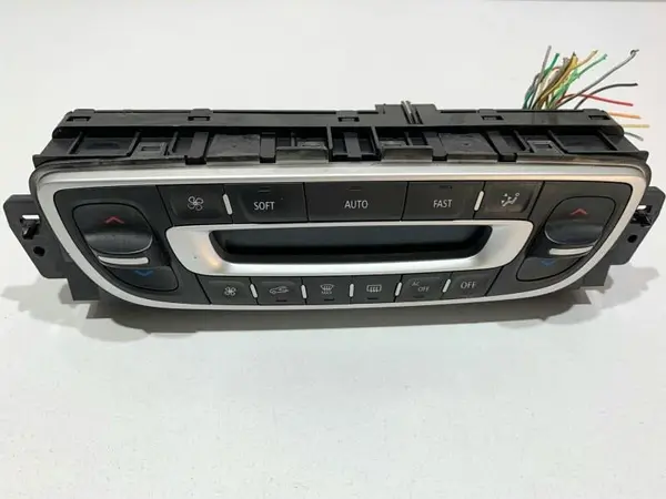 Panou comanda ac 275100007R Renault Megane 3 (2008-2012)