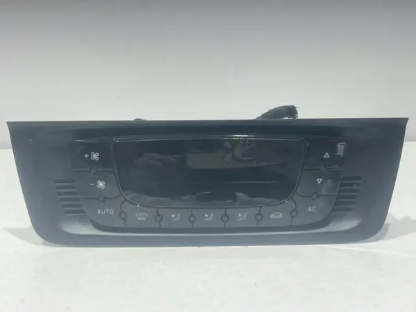 Panou comanda ac 6J0820043A Seat Ibiza 4 (2008-2012) [6J]