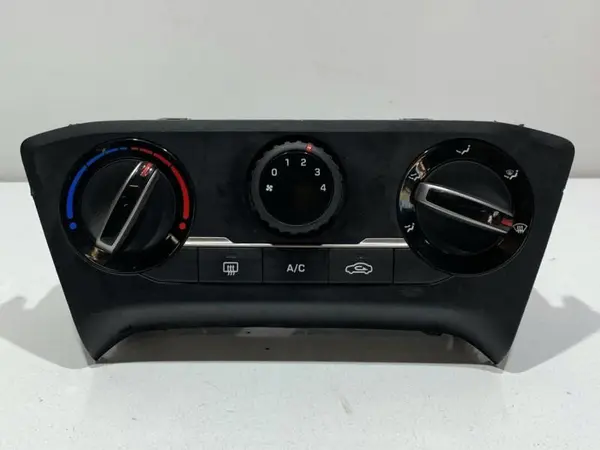 Panou comanda ac 97250-C8110 Hyundai i20 2 (2014-2018)