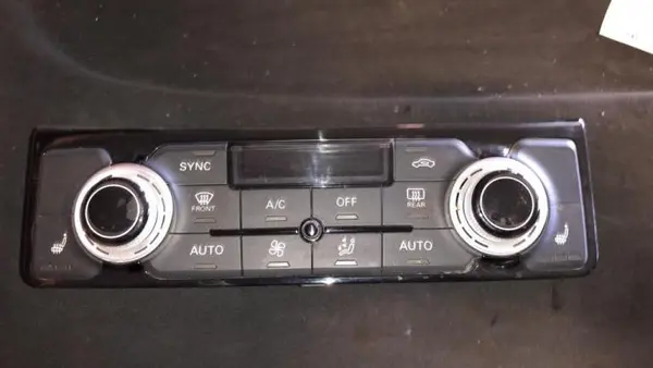 Panou comanda aer conditionat 4h0820043n Audi A8 (2009-2017) [4H] D4