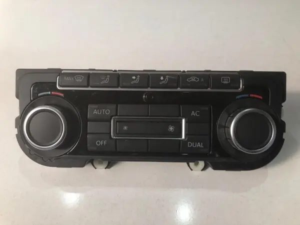 Panou comanda aer conditionat 5k0907044bs Volkswagen Tiguan (2007-2011)