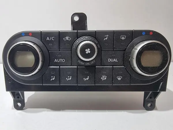 Panou comanda clima 27500-BR45B Nissan Qashqai facelift (2010-2013) [J10]