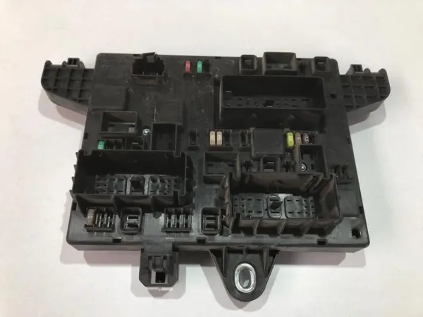 Panou sigurante 13302300 Opel Astra J (2009-2012)