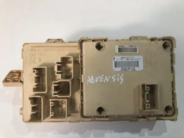 Panou sigurante 82641-ca020-f Toyota Avensis (2003-2008) T25