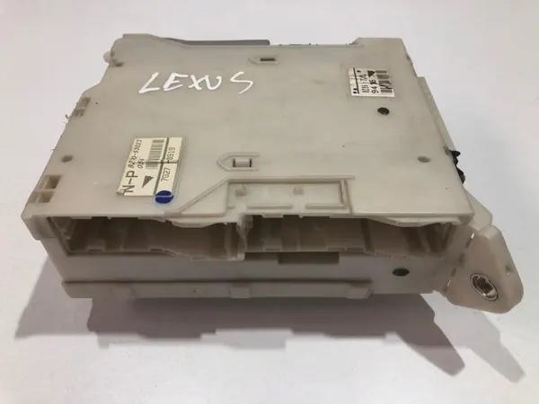 Panou sigurante 82730-53023 Lexus IS 2 (2005-2013)
