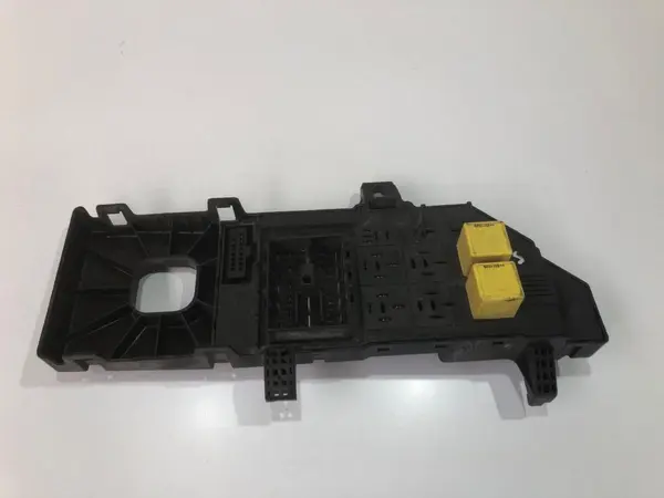 Panou / tablou sigurante 13120953 Opel Vectra C (2002-2005)