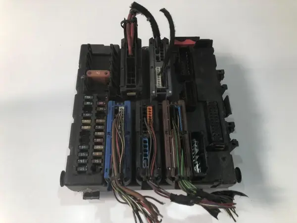 Panou / tablou sigurante 13170888 Opel Vectra C (2002-2005)