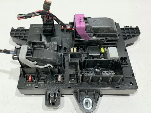 Panou / tablou sigurante 13343950 Opel Astra J (2009-2012) 1.4 benzina A14XER