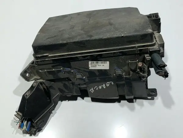 Panou / tablou sigurante 82662-02740 Toyota Corolla (2012-2018) 1.6 benzina 1ZRFAE