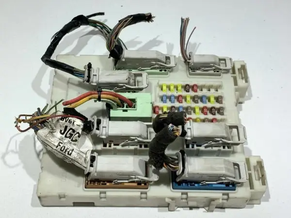 Panou / tablou sigurante BV6N-14A073-FS Ford Focus 3 (2011-2015) 1.6 tdci T1DA