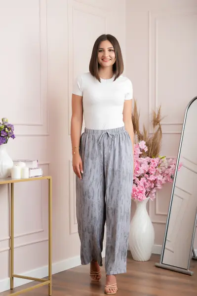 Pantaloni palazzo Vanessa cu imprimeu abstract - Gri
