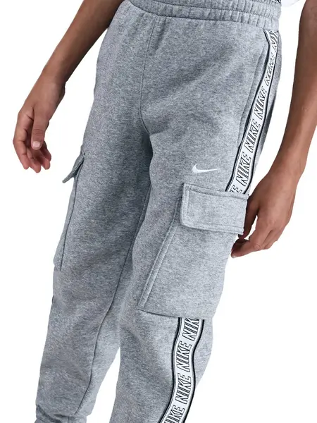 Pantaloni sport K Nsw Club+ Flc Crgo Pnt