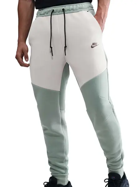 Pantaloni sport M Nk Tch Flc Jggr