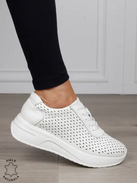 Pantofi Casual dama din Piele Naturala mici perforati CRL1541 ALB