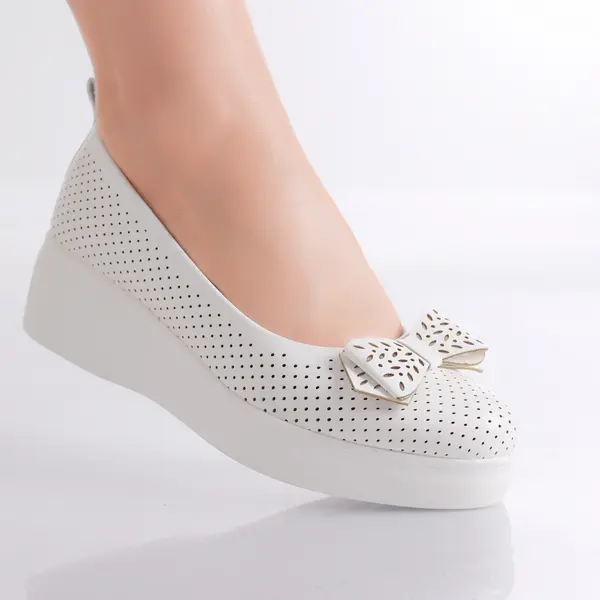 Pantofi Dama cu Platforma Albi din Piele Ecologica Yolina