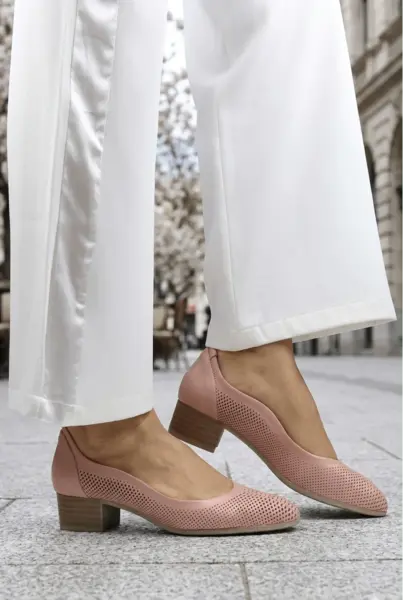 Pantofi Eleganti cu Toc Mediu din Piele Pudra - KYZE PINK