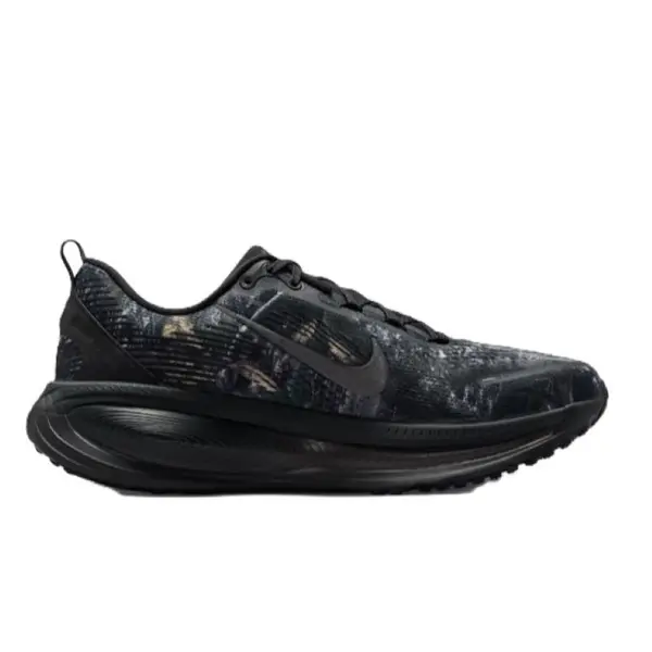 Pantofi sport Nike NIKE VOMERO 18 CM