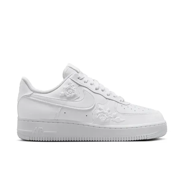 Pantofi sport Nike WMNS AIR FORCE 1 '07 SE