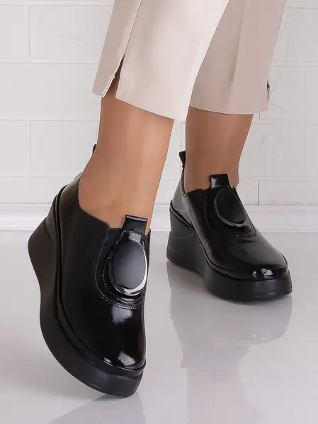 Papuci dama cu platforma Negrii din Piele Naturala Lacuita Armane